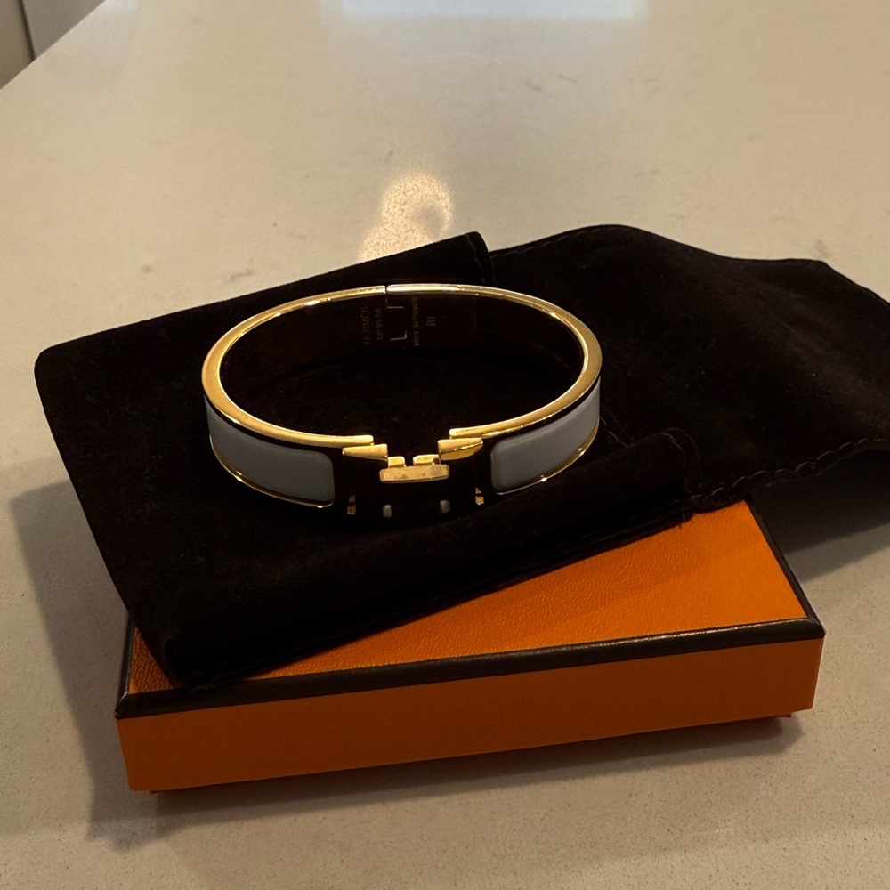 Hermes White  Clic H Bracelet (2019)